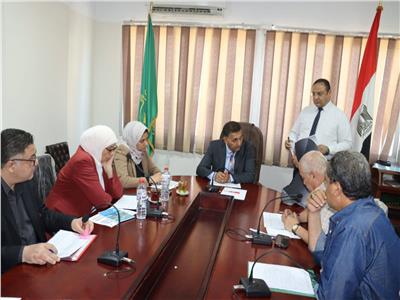فرص عمل ومعاشات.. محافظ القليوبية يتدخل لحل شكاوى مواطني طوخ