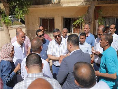 محافظ قنا يتفقد مستشفى نقادة المركزي ويحيل المدير للتحقيق