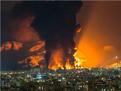 بعد دوي انفجارات في سيريك.. إعلام إيراني يكشف ما حدث بمضيق هرمز