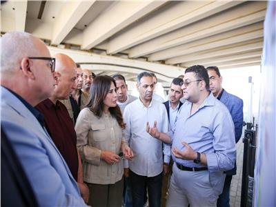 وزيرة الإسكان تتفقد أعمال ربط خطوط الصرف الرئيسية بالقاهرة الجديدة المتجهة للجبل الأصفر