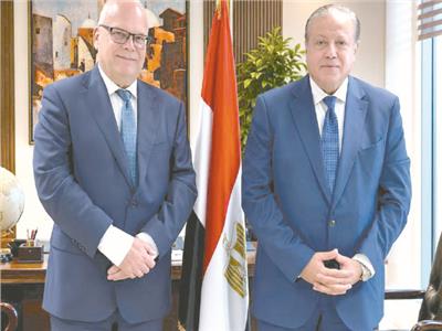 تعاون مع السويد لدعم الابتكار والصناعات الدوائية