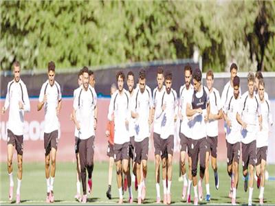 المونديال| حلم «الفوز الأول» يداعب المنتخب.. حسام يلهب حماس اللاعبين بذكريات ٩٠.. قبل مواجهة نيوزيلندا 