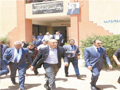 عبد اللطيف: الطلاب لن يعودوا إلا بعد تحمل ذويهم تكلفة الإصلاح
