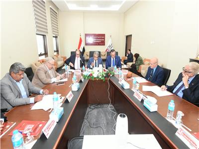 محافظ الدقهلية يشارك في اجتماع مجلس أمناء جامعة المنصورة الجديدة