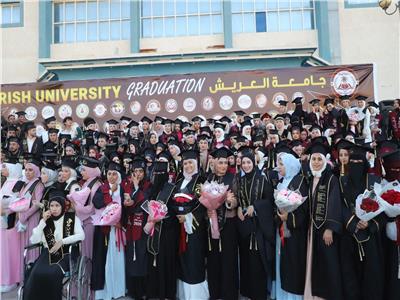 جامعة العريش تحتفل بتخريج دفعة جديدة من الطلاب