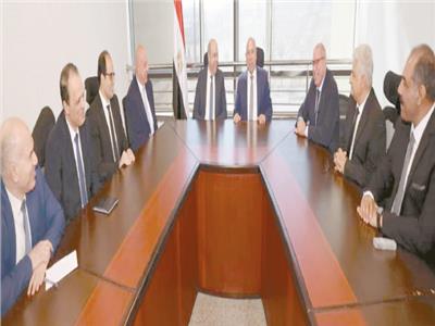 المطارات «شكل تانى»| اتفاق لتنفيذ مشروعات صيانة الممرات الرئيسية والطرق الداخلية