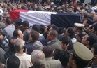 الآلاف بالسويس يودعون الشهيد النقيب أحمد شوشة