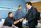 وزير التعليم العالي يزور مصابي العمليات الإرهابية بمستشفى الشرطة