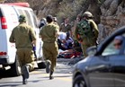 إصابة عشرات الفلسطينيين جراء هجوم من قبل المستوطنين بالضفة الغربية