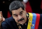 فيديو| رئيس فنزويلا يتناول الطعام أثناء إلقائه خطاب تليفزيوني