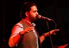 عمرو حسن يقدم قصائده في حفل بساقية الصاوي 
