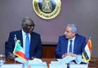 وزير الصناعة يبحث مع نظيره السوداني تعزيز التعاون التجارى والإقتصادى 