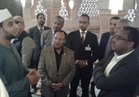 رئيس غينيا يتفقد مسجد الصحابة بشرم الشيخ على هامش الكوميسا