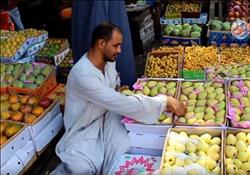 تباين أسعار الفاكهة في سوق العبور اليوم