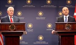 تشاويش أوغلو: طالبت تيلرسون بوقف الدعم الأمريكي للقوات الكردية في سوريا