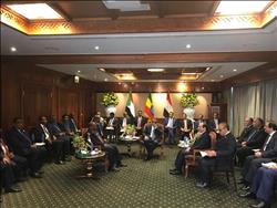 رئيس وزراء إثيوبيا يستقبل «السيسي» قبل انطلاق «القمة الثلاثية»