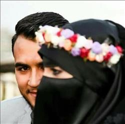 صور| إطلالة عروس منتقبة بالفستان الأسود تثير الجدل على «فيسبوك»