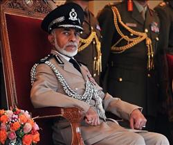 السلطان قابوس يلتقي رئيس وزراء الهند خلال زيارته لمسقط
