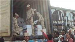 القوات المسلحة توزع السلع والمواد التموينية على أهالي سيناء مجانا