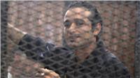 وصول «أحمد دومة» في حراسة مشددة لمحاكمة «أحداث مجلس الوزراء»
