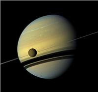 قمر "تيتان"..  أكبر حقول الغاز الطبيعي في الفضاء