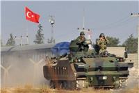 الجيش التركي يستعد للتوسع في عفرين ويطالب المدنيين بالمغادرة