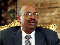 البشير يجري تغييرات واسعة بين قيادات القوات المسلحة السودانية