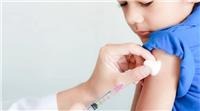 «الصحة» تكشف حقيقة فساد تطعيمات الأطفال |فيديو