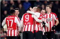 فيديو| أيندهوفن يفوز بثلاثيه على أوتريخت وينفرد بصدارة الدوري الهولندي