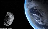 فيديو وصور| كويكب يقترب من الأرض