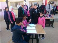 صور| محاكاة بمدارس القاهرة الجديدة عن كيفية المشاركة بالانتخابات