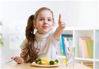أطعمة هامة لزيادة ذكاء وتركيز الأطفال