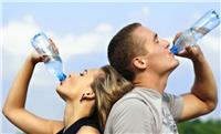 شرب الماء لتفادي آلام العضلات عقب ممارسة الرياضة