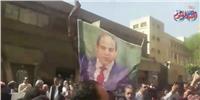 مصر تنتخب|  فيديو.. رد فعل مؤيدي «موسى» بعد رفع صور «السيسي» أمام سيارته