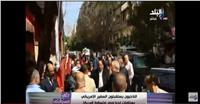 مصر تنتخب| فيديو.. الناخبون يستقبلون السفير الأمريكي بهتافات «تحيا مصر» و«تسقط أمريكا»