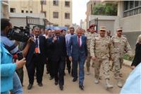 الهجان ومساعد قائد الجيش الثالث الميداني يتفقدان الانتخابات بقنا