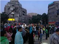 صور|  العشرات بميدان الحرية لحضور حفل «يلا سيسي»