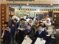 طلاب من سوريا ونيجيريا وقيرغستان يزورون جناح الأزهر بمعرض الإسكندرية للكتاب