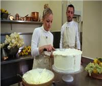 خبّازة الزفاف الملكي تكشف تفاصيل كعكة «هاري وماركل» 