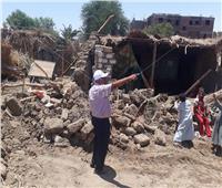 صور| حملة لإزالة التعديات على أرض مدرسة بمدينة إسنا