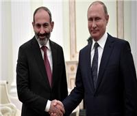 بوتين يبحث العلاقات الثنائية مع رئيس وزراء أرمينيا
