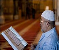 فتوى| حكم قراءة القرآن في مكبرات الصوت بين الأذان والإقامة