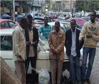 السودانيون في مصر يسمعون أم كلثوم والشيخ عبدالباسط ويعشقون الكشري