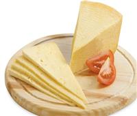 احذر.. الجبن الرومي يسبب السرطان وتليف الكبد في هذه الحالات