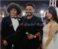 شاهد| تامر حسني يحيي حفل زفاف حسين السيد