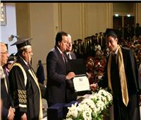 وزيرالتعليم العالي يشهد مراسم حفل تخرج طلاب جامعة سيناء