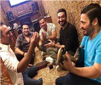 تامر حسين يحتفل بعيد ميلاد نادر حمدي