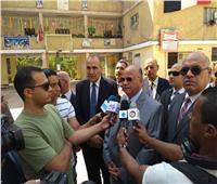 المحافظ ومدير تعليم القاهرة يفتتحان مدرستين في أول يوم دراسي