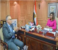 وزيرة الهجرة تلتقي سلويلم لمتابعة تطوير مدرسة جمال عبدالناصر ببولاق 