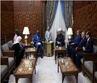 «الإمام الأكبر»: جامعة الأزهر أهم قلاع العلم في مصر والعالم
